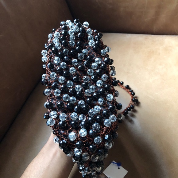 Hand beaded wire mesh bag - Picture 5 of 12